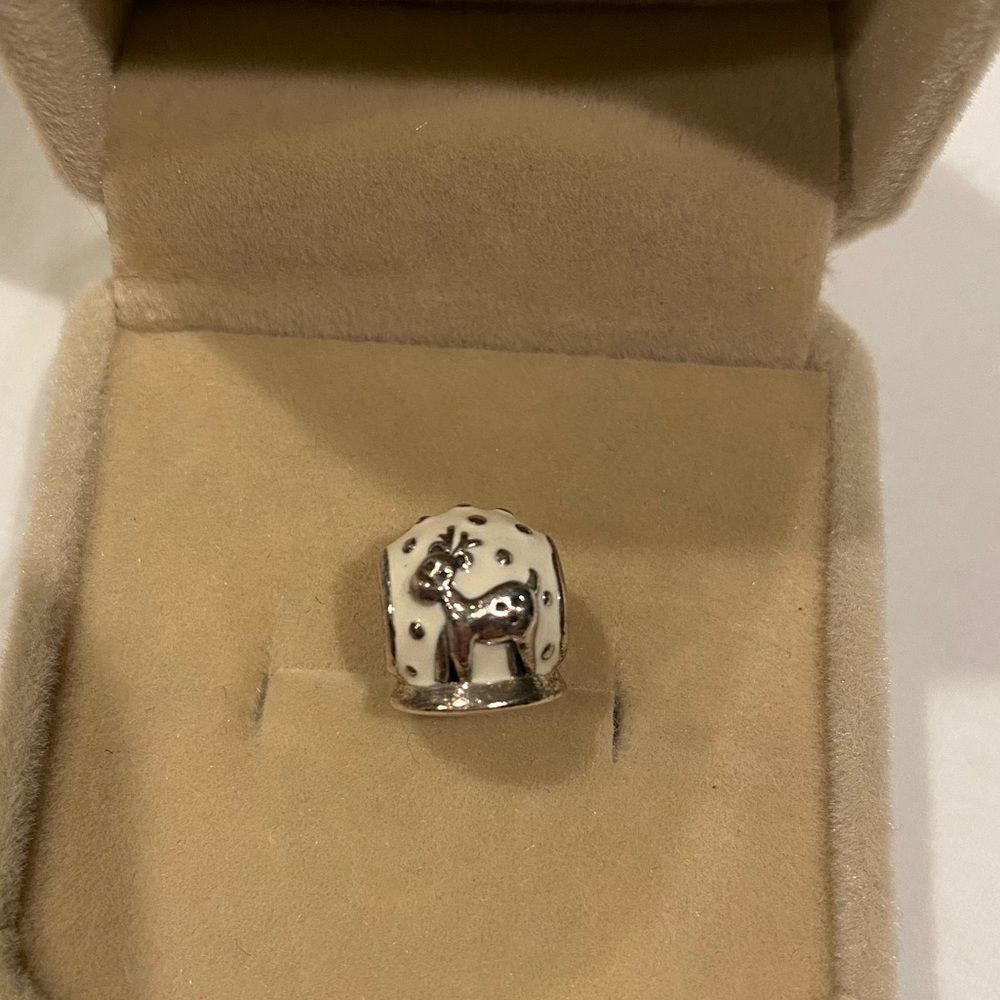 PANDORA - Vintage Reindeer Snow Globe Charm